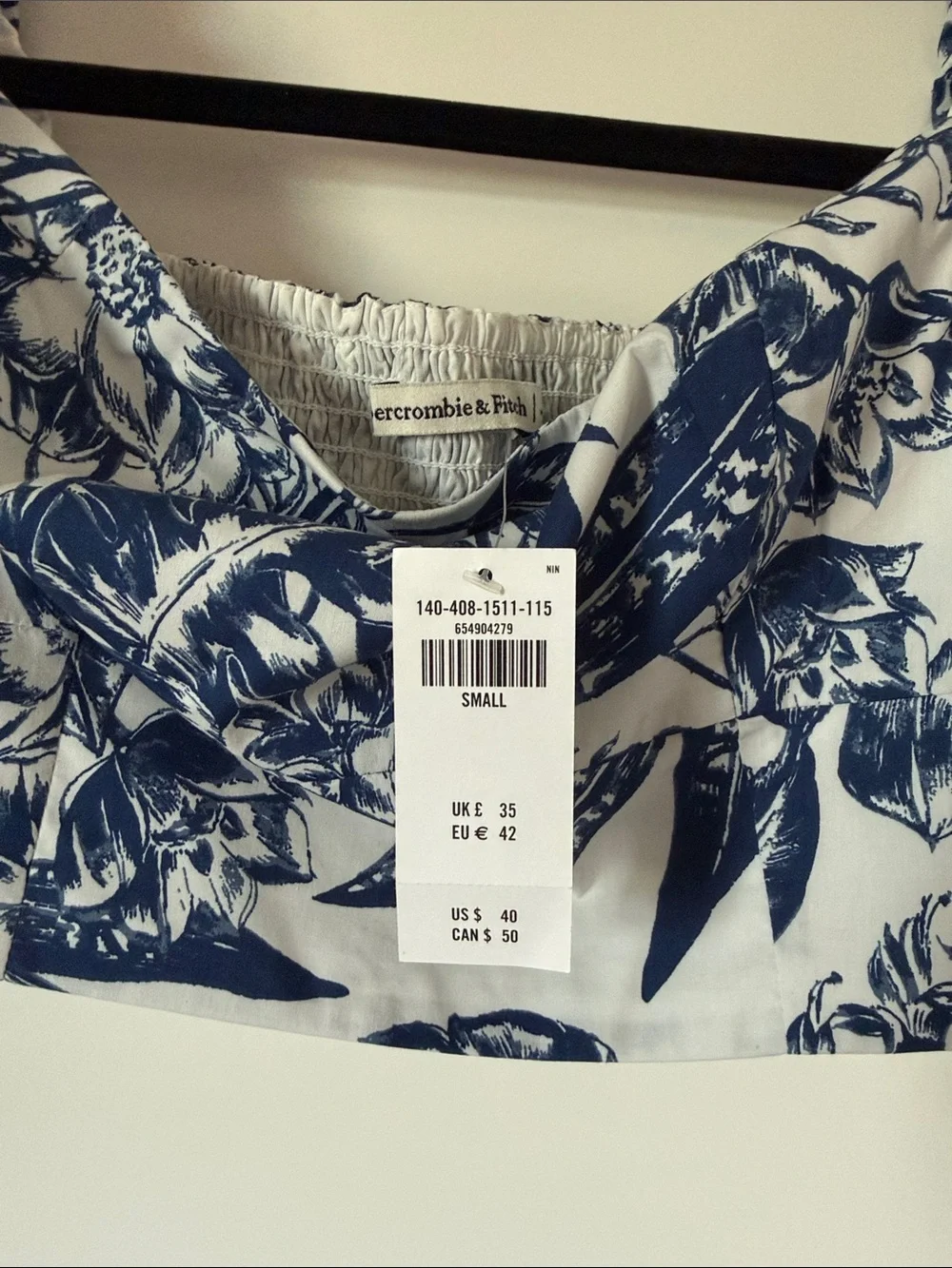 NWT Abercrombie & Fitch Emerson Poplin Blue and White Floral Puff-Sleeve Crop To